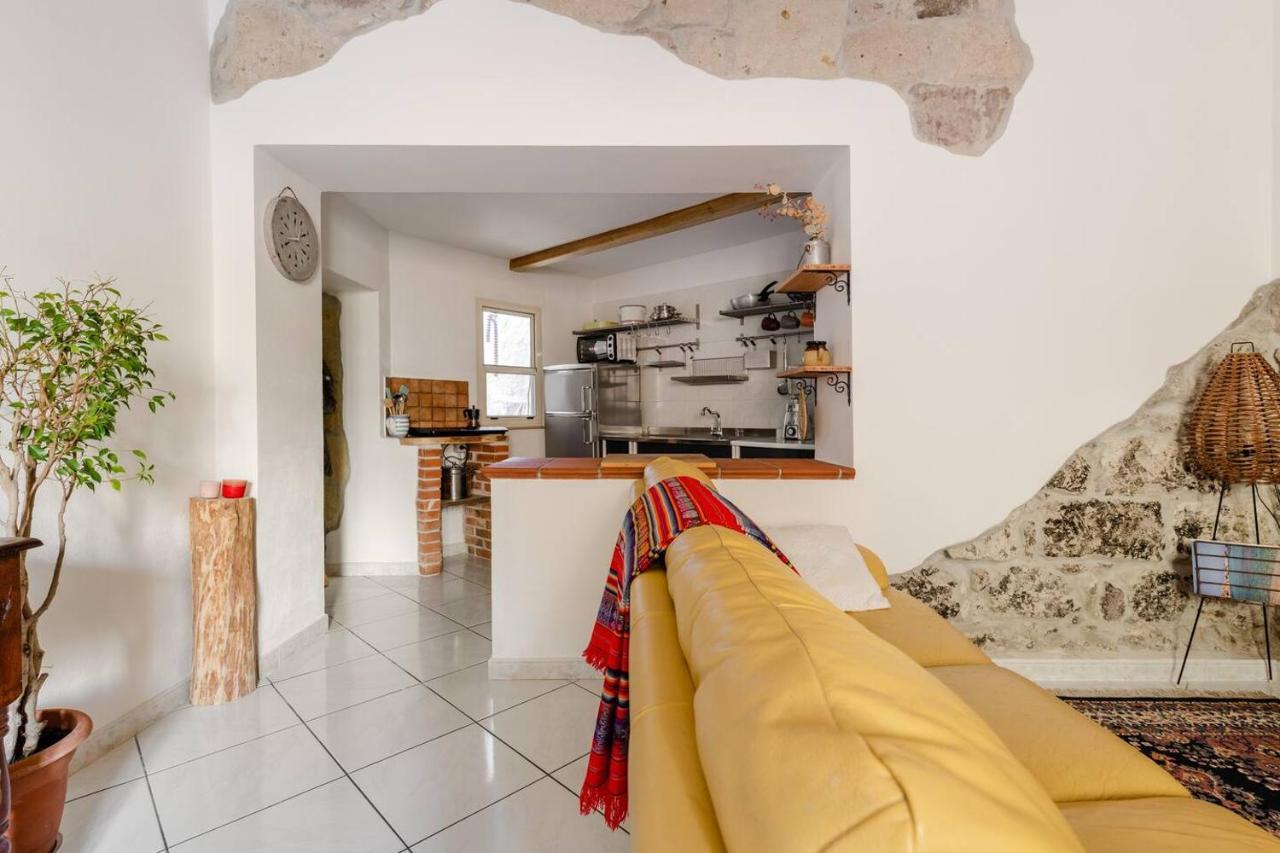 Duas Pedras, Private Apartment In The Heart Of Bosa Exterior photo