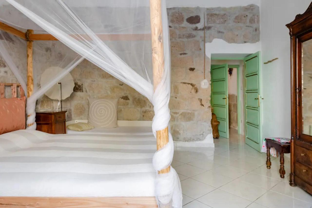 Duas Pedras, Private Apartment In The Heart Of Bosa Exterior photo