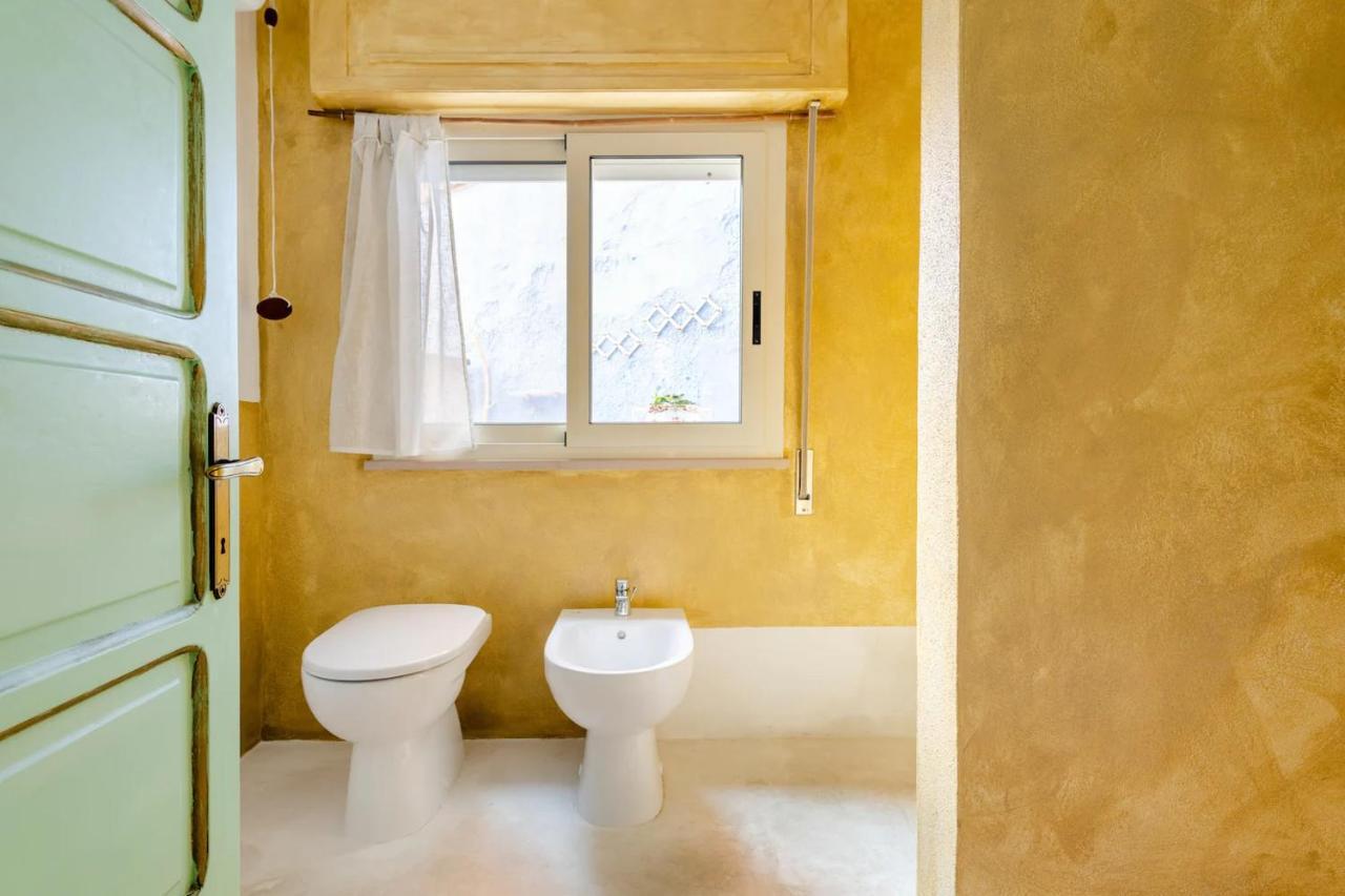 Duas Pedras, Private Apartment In The Heart Of Bosa Exterior photo